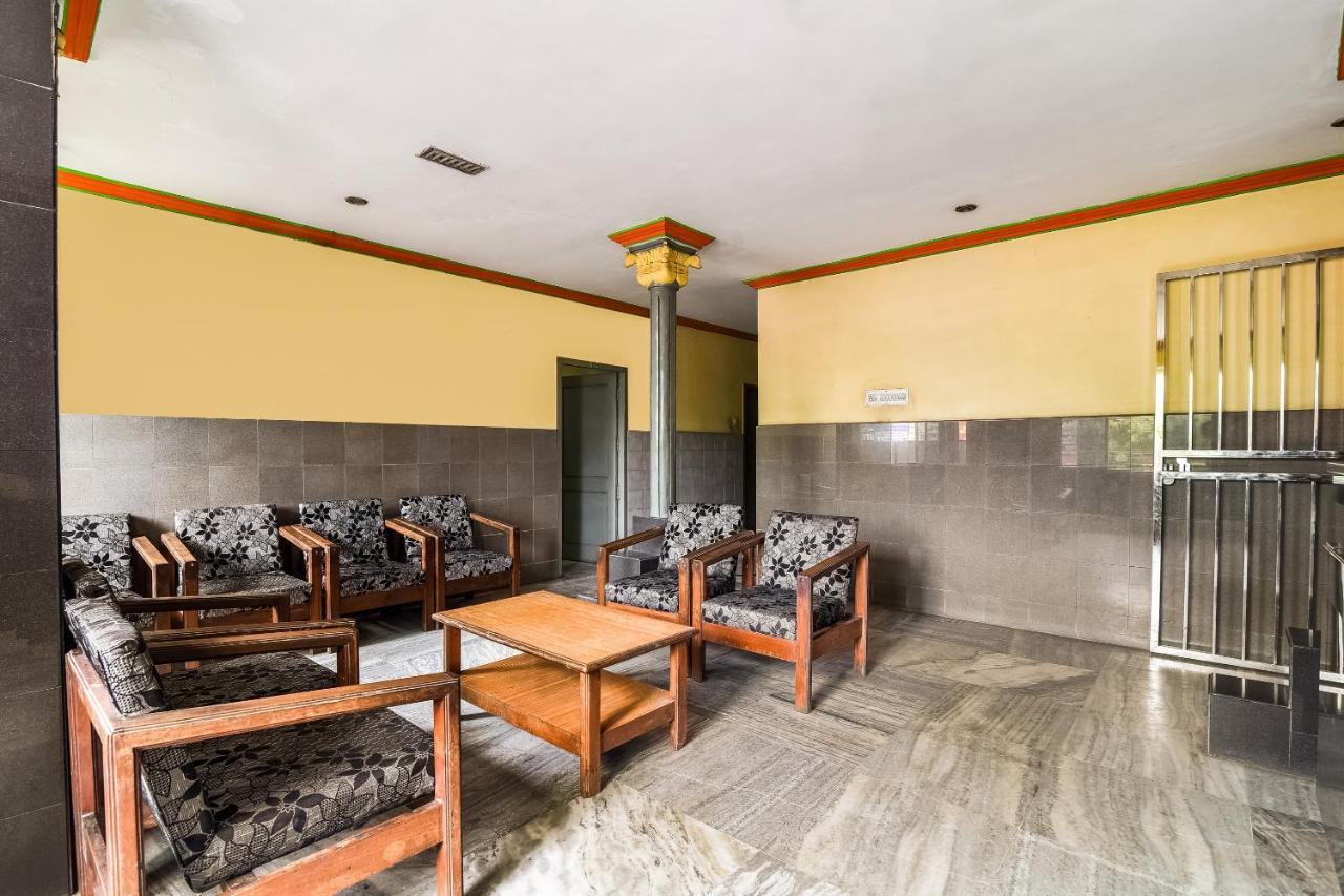 Spot On Karthik International Nellore Exterior photo